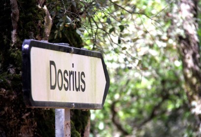 Un cartell del municipi de Dosrius
