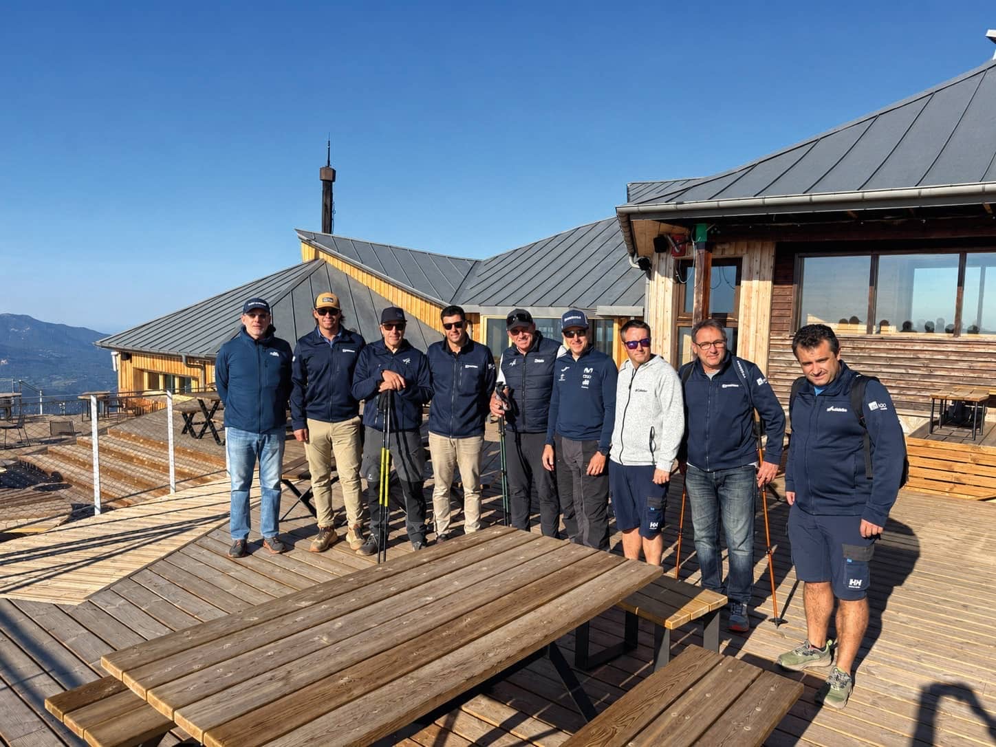 Equip tècnic i representants a La Molina