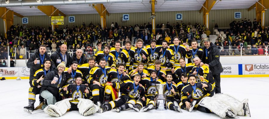 Club Gel Puigcerdà, campió de la Lliga Espanyola d’Hoquei Gel 2025. Fotografia: Joan Reyes