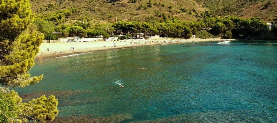 Cala-Montjoi-Entorno-playa-Banner-Home-1