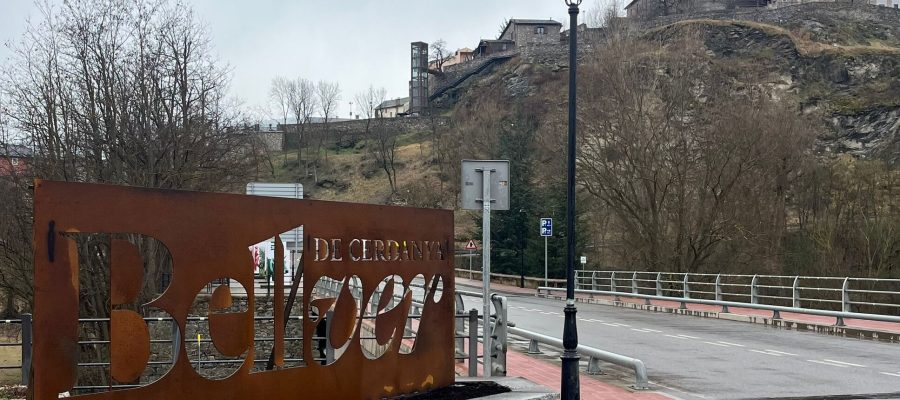 Cartell nou Bellver de Cerdanya corten