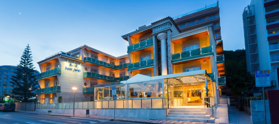 HOTEL-SANT-JORDI-DE-CALELLA-MARESME-1