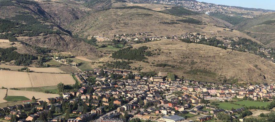 Imatge aèria de Llívia. Setembre de 2019.