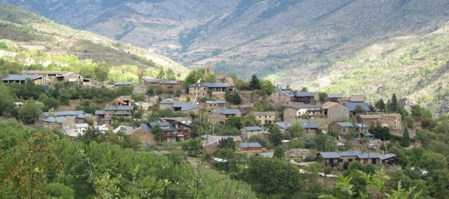 Vista_panoràmica_d'Éller (1)