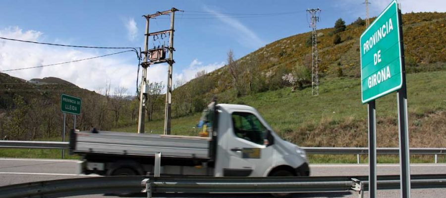 Vehicles circulant per la carretera N-260 a Cerdanya